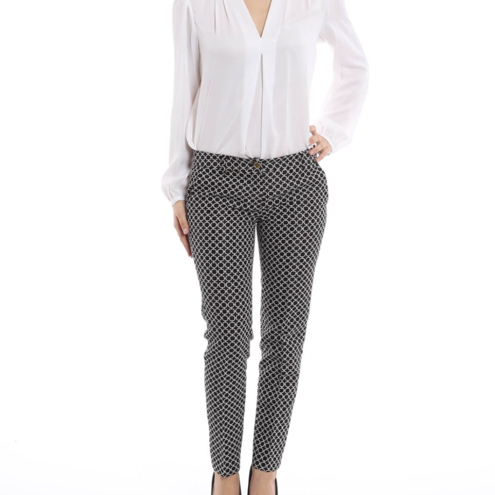Michael Kors Miranda Cropped Ankle‎ Black and White Patterned Pants Size 2